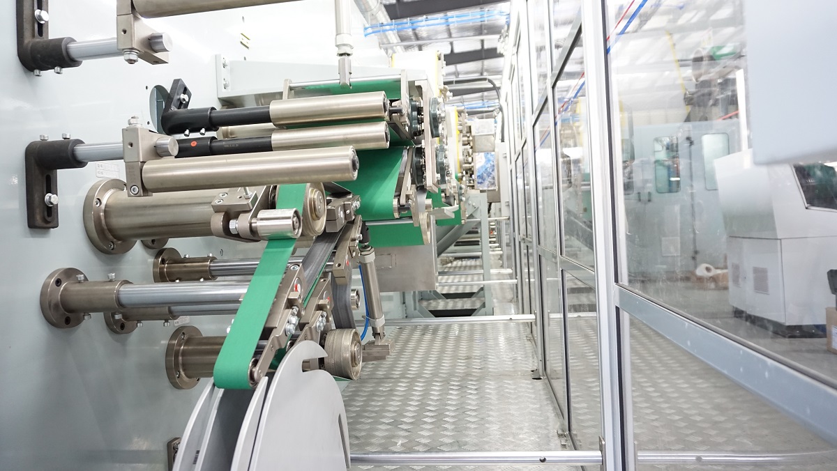 Fully Automatic Baby Pull-up Diaper Manufacturing Line
